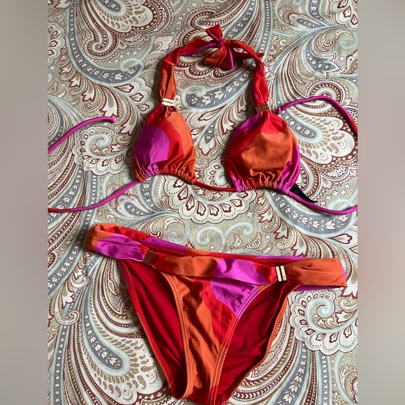 🌟 Vix Artsy Bia Tube swimsuit. Top and 2 bottoms. USED. Perfect condition🌟 - Picture 3 of 10